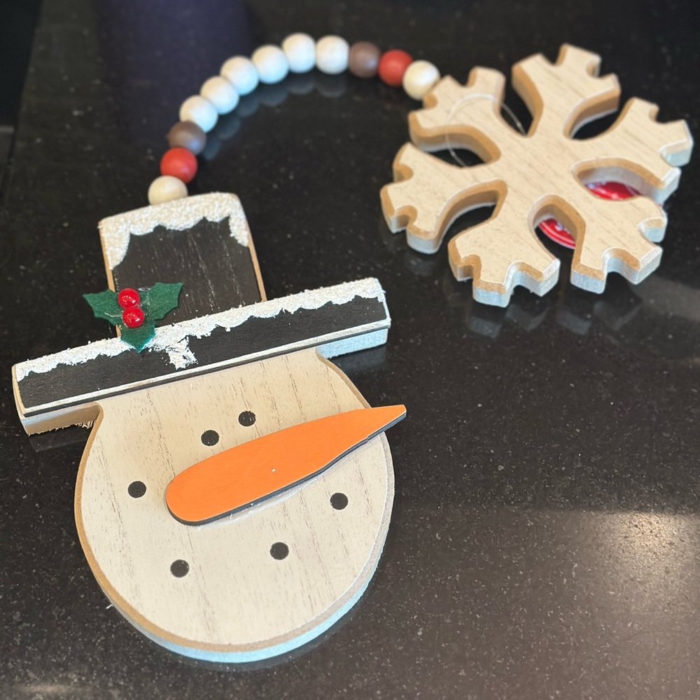 Snowman and snowflake Christmas decoration